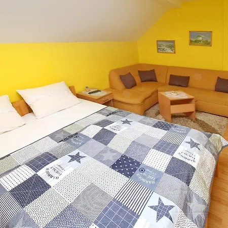 アパート Junior *